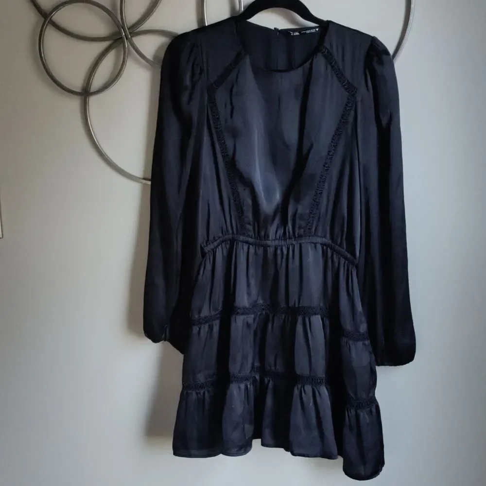 Zara Elegant Black Long Sleeve Tiered Dress